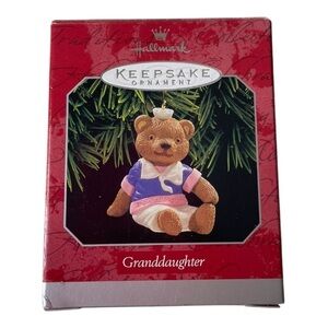 NWT Hallmark Keepsake 1998 Granddaughter Bear Christmas Ornament